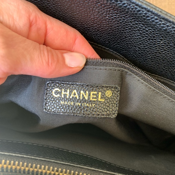 CHANEL Grand Shopper Tote Black Gold AUTHENTIC - Picture 5 of 15